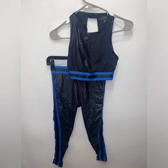 🟣 ALALA - Black and Blue Workout Set - Picture 16 of 16